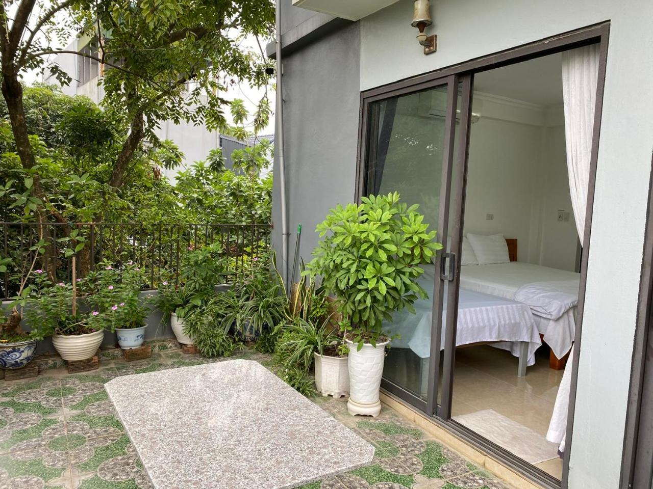 Mr Thong Homestay Нин Бин Екстериор снимка