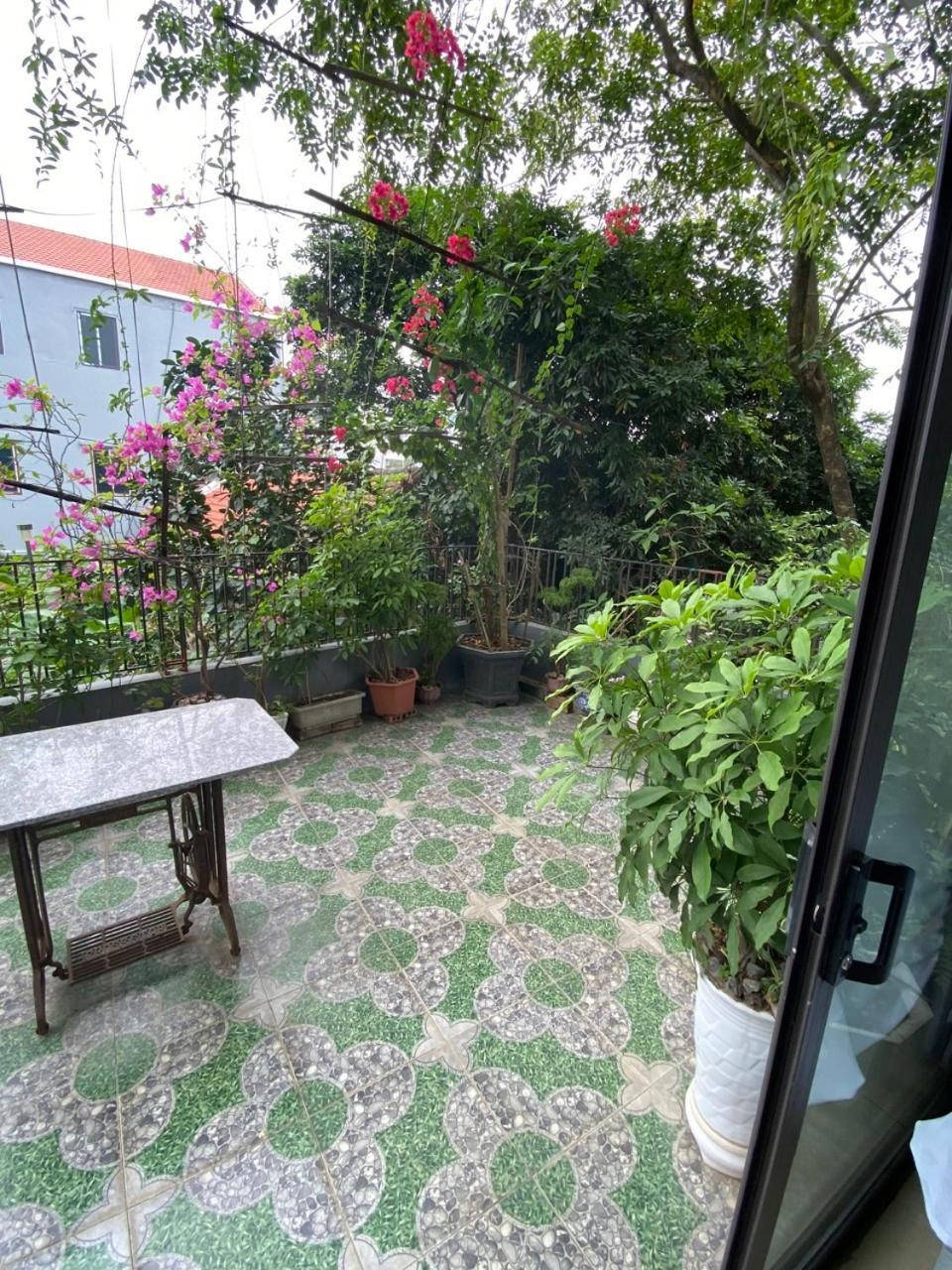 Mr Thong Homestay Нин Бин Екстериор снимка